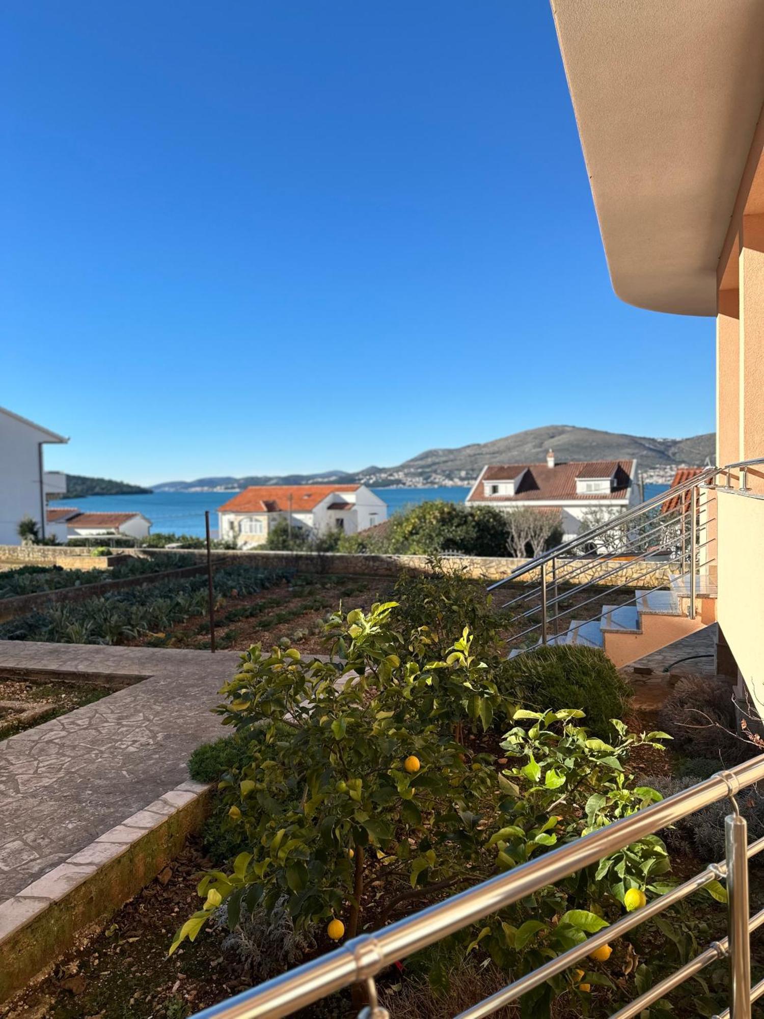 Apartments Zlatka Trogir Eksteriør billede